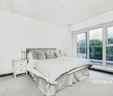 4 bedroom terraced house to rent - Photo 4