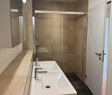 Moderne, lichtdurchflutete 3.5-Zimmer-Wohnung in Zürich Wollishofen - Foto 3