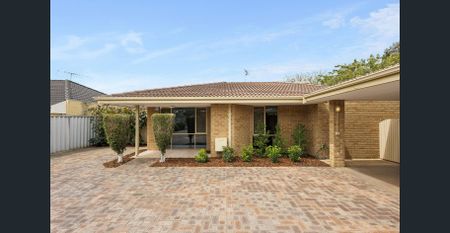 Warm, Private & Perfectly Positioned 3 Bedroom Villa in Joondanna Gardening Included. - Photo 3