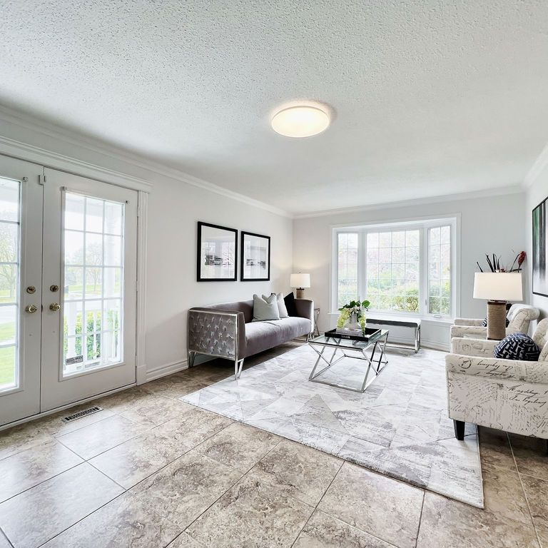 For Lease - 38 Mckay Crescent, Markham, Ontario - Photo 1