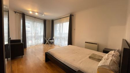 East Ferry Road - Photo 4