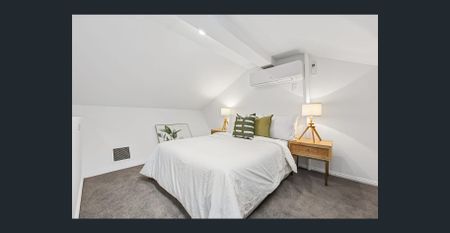 Stylish 3 Bedroom Family Home Plus Converted Attic - Photo 4