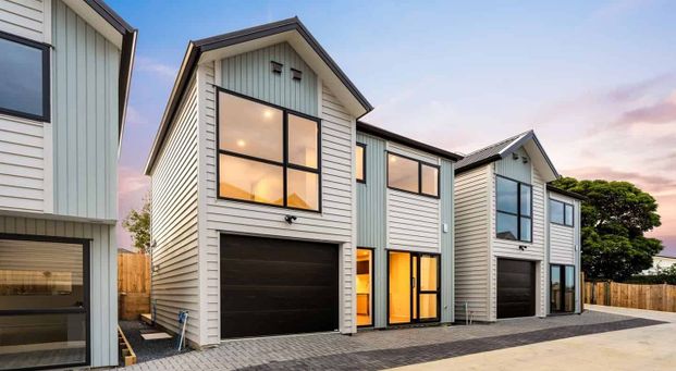 Brand new stand alone home with garage - Photo 1