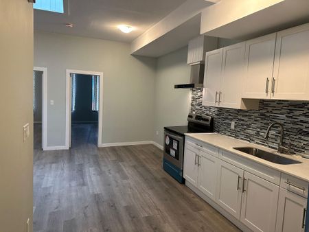 For Lease - 362 Richmond Street Unit# 3, London East, Ontario - Photo 3