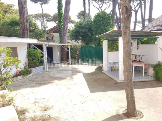 Villa unifamiliare via Forte dei Marmi, Fregene, Fiumicino - Photo 1