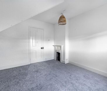 4 bedroom maisonette to rent - Photo 1