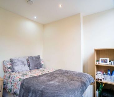Flat 6, Croft Buildings, 2 Hawley Street, S1 2FL - Photo 4