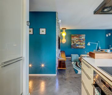 Quiet apartment with loft character and balcony - Photo 1