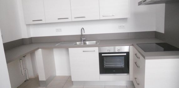 Location Appartement 2 pièces 51m² ST OMER 62500 - Photo 2