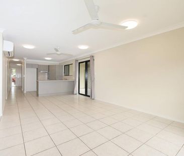 Fully Air Conditioned - Large Tiled Patio - Side Access - Corner Block - Photo 1