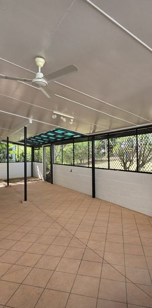 12 Walsh Street, Edge Hill QLD 4870 - House For Rent | Domain - Photo 1