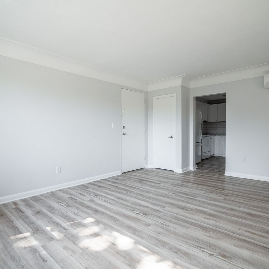 For Lease - 2161 Ghent Avenue Unit# 7, Burlington, Ontario - Photo 1