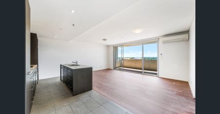 Modern 3 Bedroom Apartment with City Views in the Heart of Liverpool - Photo 3