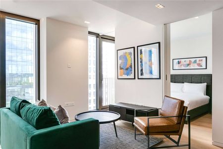 Modern, one bed apartment, located in the sought after Southbank Place development - Photo 3