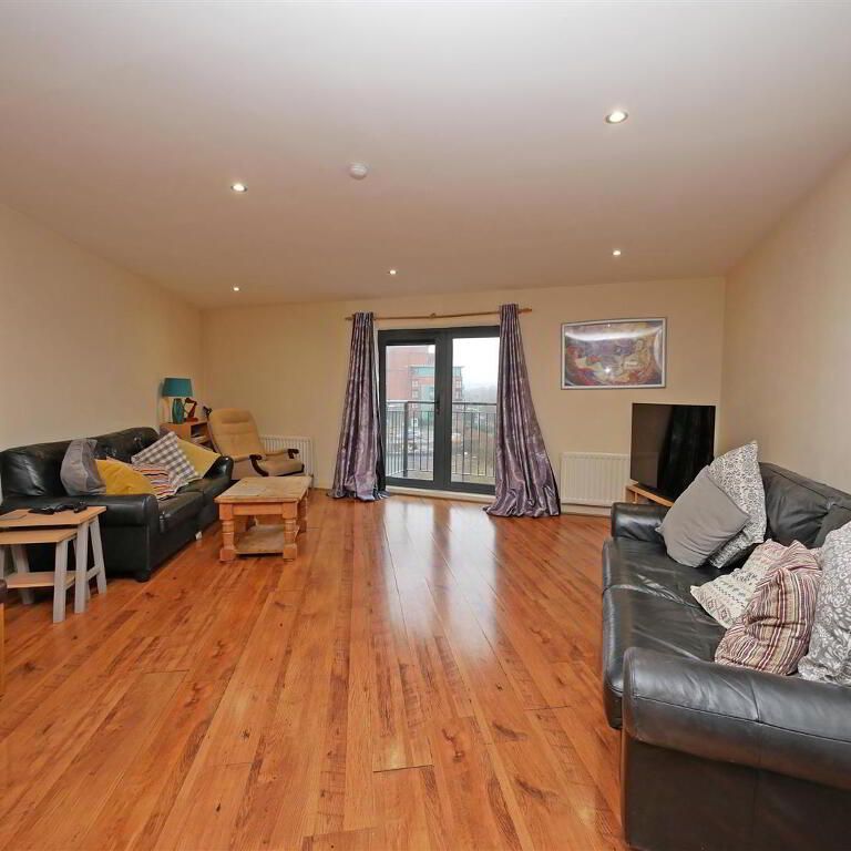 Apt 307 The Lucas Building, Ormeau Road, Belfast, BT2 8HB - Photo 1