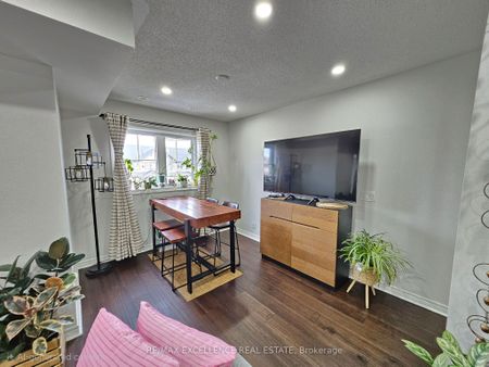For Lease - 29 Great Gabe Crescent, Oshawa, Ontario - Photo 2
