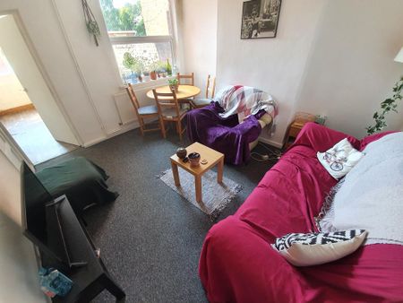 4 bedroom house share to rent - Photo 2