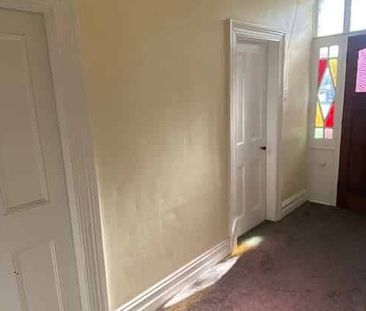 Sunny Home in Richmond - Photo 1