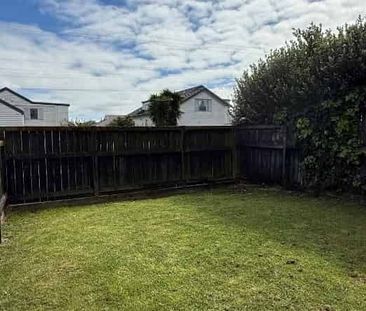 Lovely 2 bedroom home in Te Atatu - Photo 5