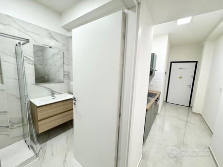 Ampio monolocale con cucina indipendente - Photo 4