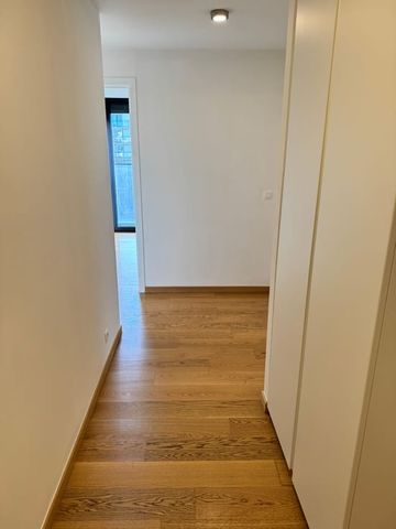 Appartement te huur - Foto 2