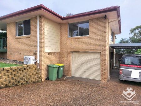 Charming Family Home in Underwood with extra large garden shed - Photo 3