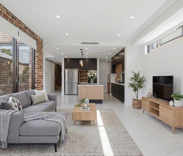 BRAND NEW, LUXURY AND PRESTIGIOUS LIVING - Photo 1