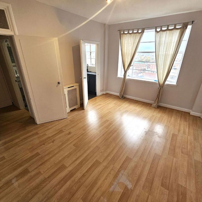 Hamlet Gardens, London, W6 0RP - Photo 1