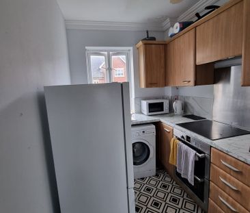 Room in a Shared House, Cross Way, NW10 - Photo 4