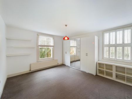 3 bedroom flat to rent - Photo 5