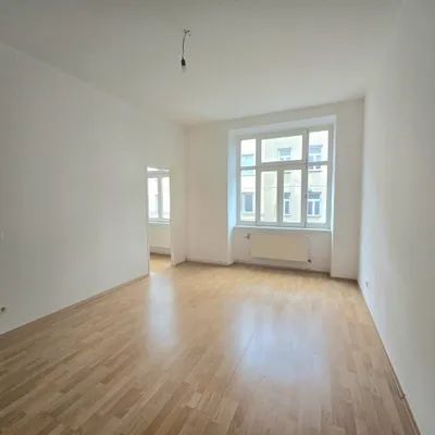 Super, gemütliche 2 Zimmerwohnung - direkt bei der U1 LANDGUT - Foto 1