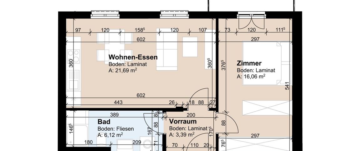 Geförderte Altbauwohnung mit Balkon im 4. Stock - Photo 1