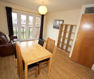 26 Barnsdale Close - Photo 2