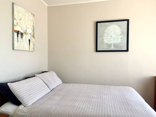 Sydenham, 3 bedrooms - Photo 1