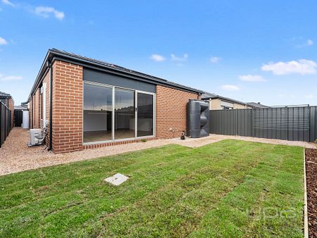 65 Pintail Drive, Melton South - Photo 5