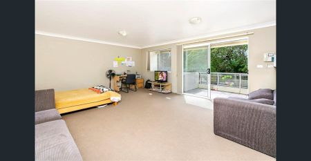 Spacious One Bedroom centrally located - Photo 5