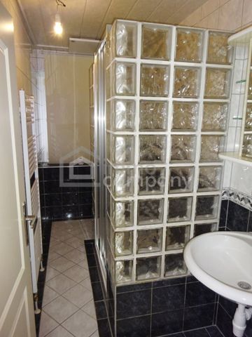 Preiswerte Zimmer- Küche Wohnung in Korneuburg - ideal für junge Pärchen oder Single! - Photo 4