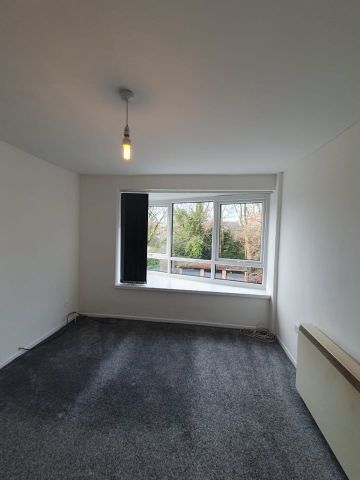 2 Bed Flat, Towngreen Court, M8 - Photo 3