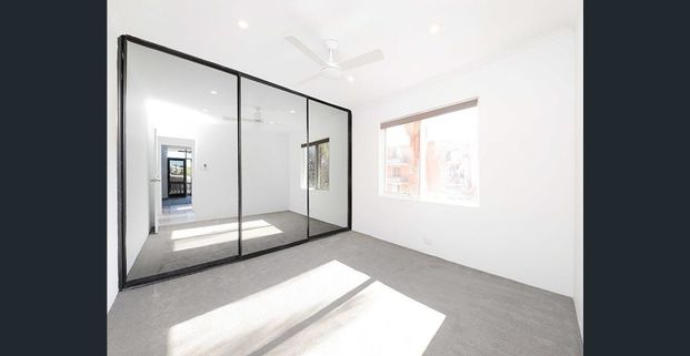 Convenient and modern one bedroom apartment - Photo 1