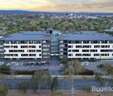 A Walk to Monash University - Photo 1