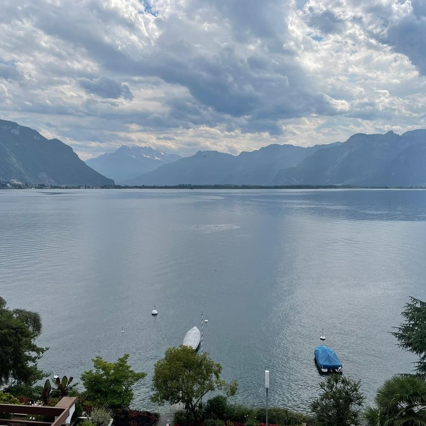 Appartement de 3 pièces dans une résidence privée en face du Lac. - Photo 1