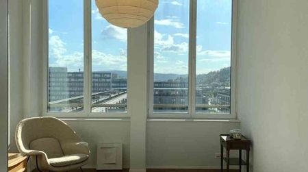 2.5 Zimmer, 84 m², 6. Stock - Foto 2