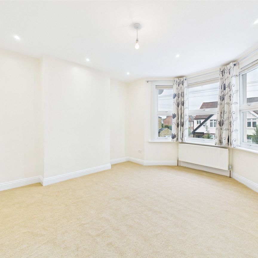 St Leonards Road, East Sheen, Richmond Upon Thames, SW14 - Photo 1