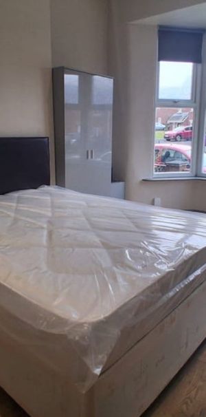 Room in a Shared House, Lok Fu Gardens, M8 - Photo 1