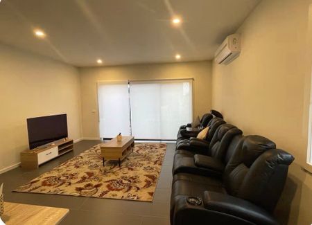 Avondale Heights - Photo 5