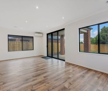 Large Family Home - Photo 3