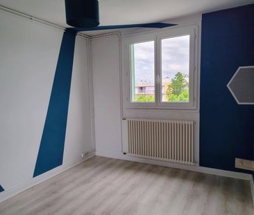 Location appartement rénové 4 pièces 63.63 m² à Romans-sur-Isère (2... - Photo 1