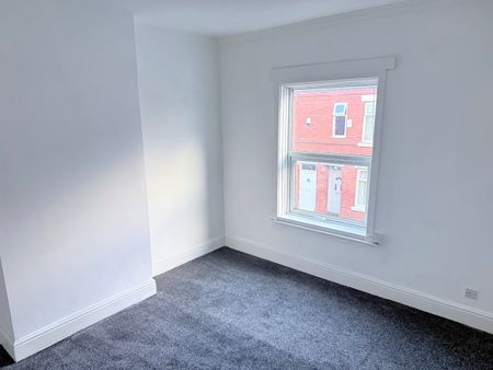 2 Bed Terraced House, Spreadbury Street, M40 - Photo 3