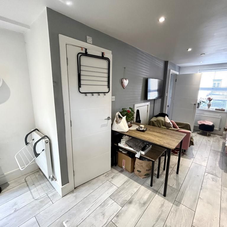 3 bedroom house to rent - Photo 1