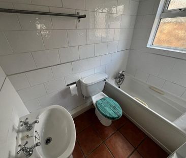 2 bedroom house to rent - Photo 3